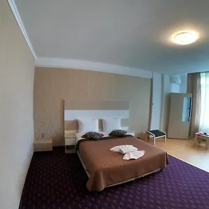 Mon Caprice Bukareszt
